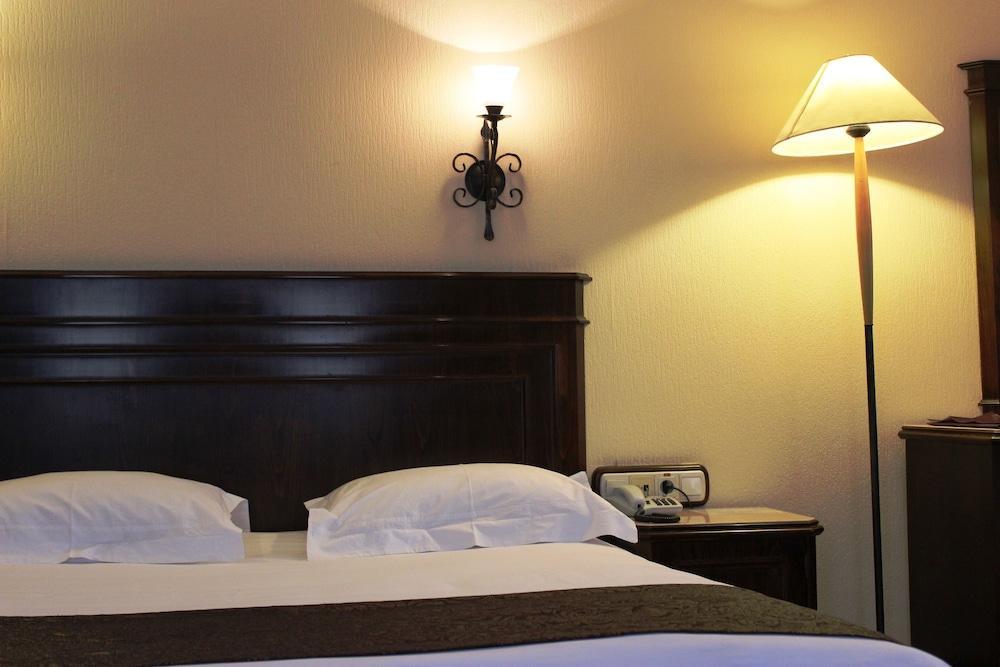 Montania Town Hotel Mudanya Eksteriør billede