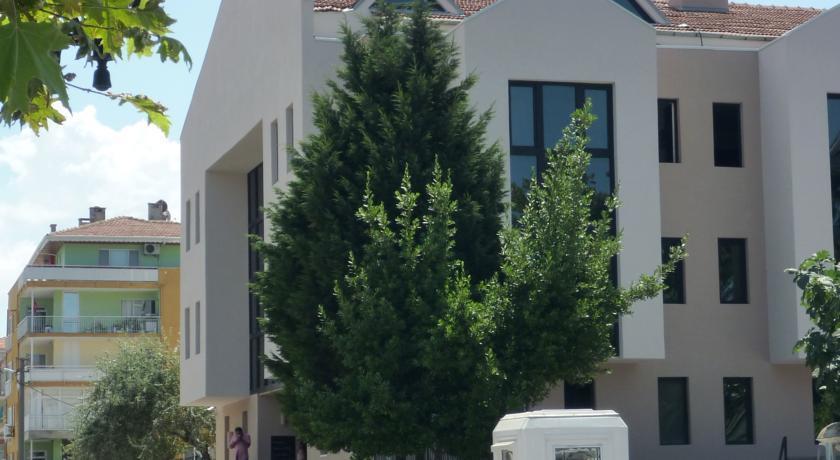Montania Town Hotel Mudanya Eksteriør billede