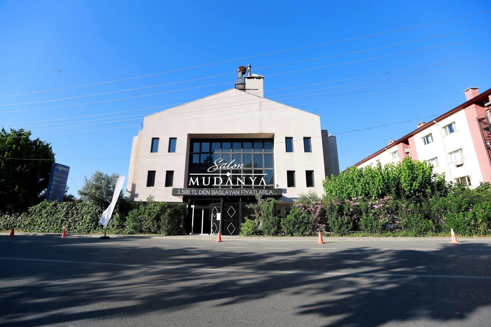 Montania Town Hotel Mudanya Eksteriør billede